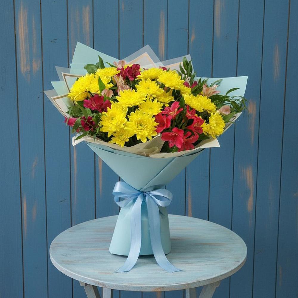 Букет цветов из: Альстромерии и Хризантемы в Красноярке