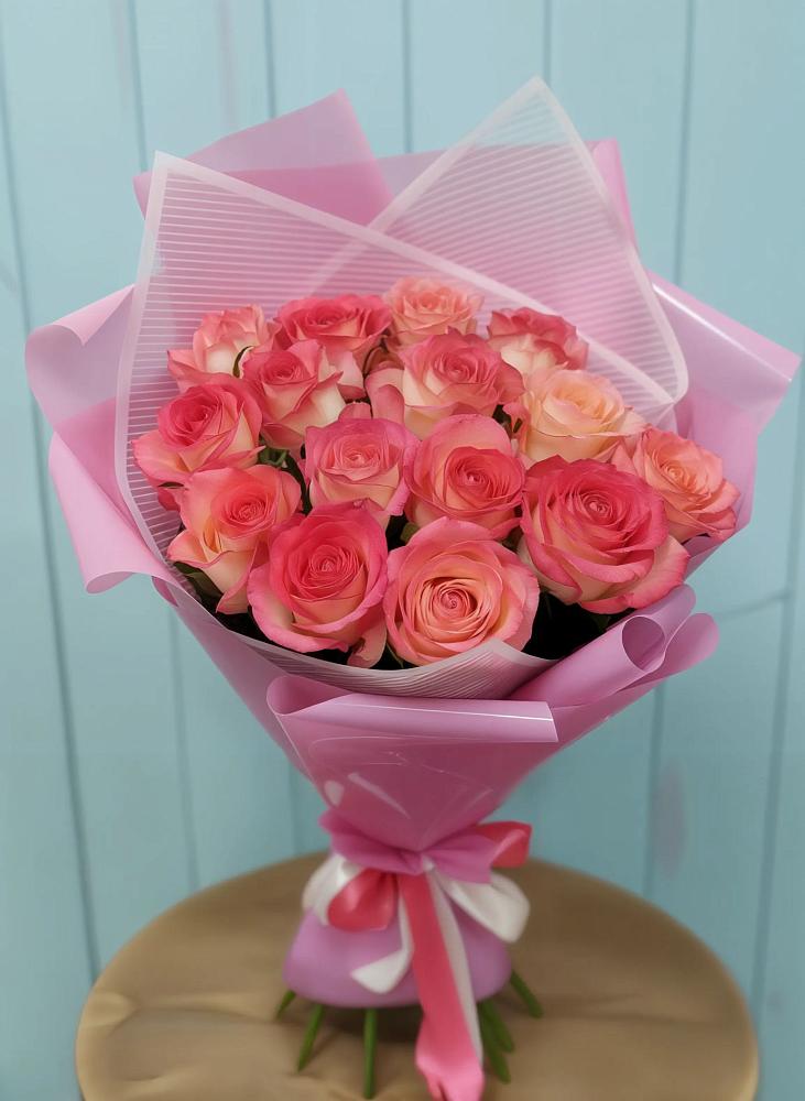 Букет 15 Розовых роз Равель в Красноярке