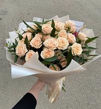 Букет Кремовые розы Латте в Красноярке