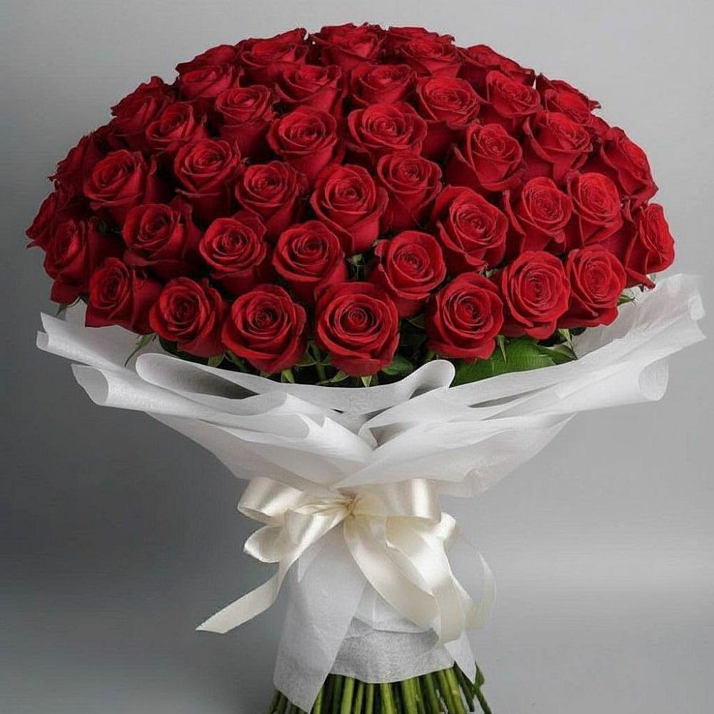 Букет 101 Красная роза Блэк Мэджик в Красноярке