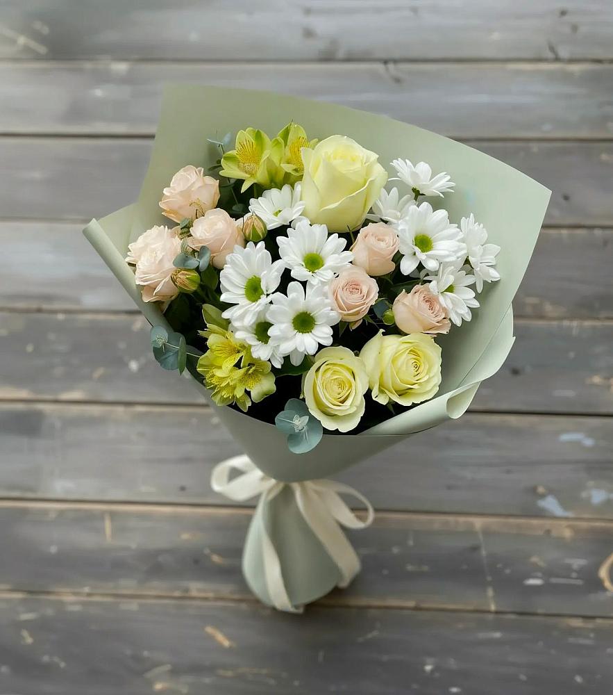 Букет цветов из: Альстромерии, Розы и Хризантемы в Красноярке