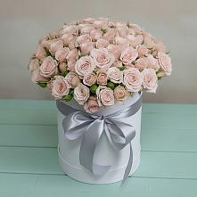 Цветочная композиция из Розы в шляпной коробке в Красноярке