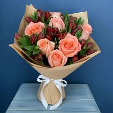 Букет цветов из:  Розы и Альстромерии #REPLACE_PRED# Красноярке