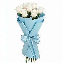 Букет 7 белых роз Проуд в Красноярке