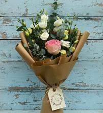 Букет цветов из:  Розы и Лизиантусы #REPLACE_PRED# Красноярке