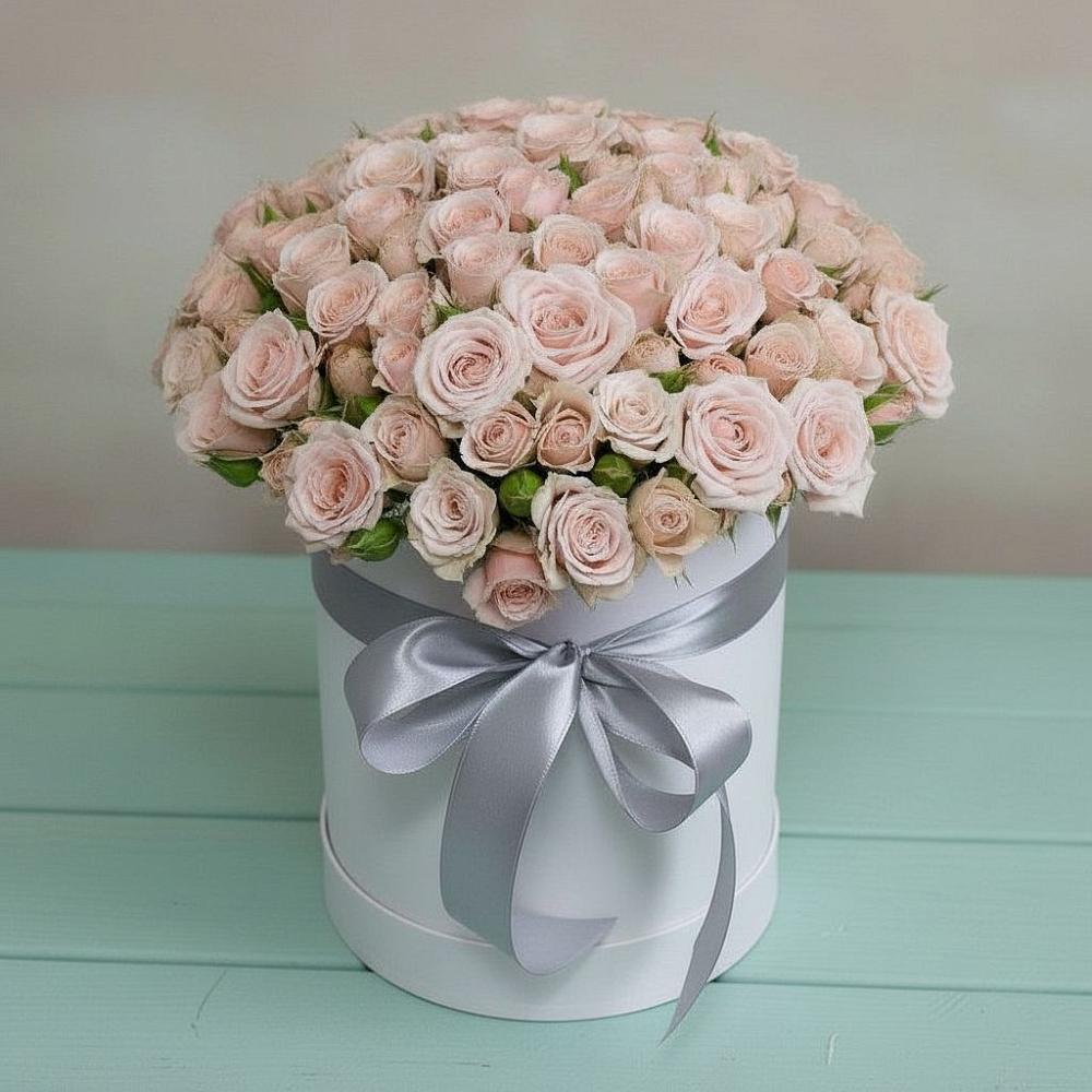 Цветочная композиция из Розы в шляпной коробке в Красноярке